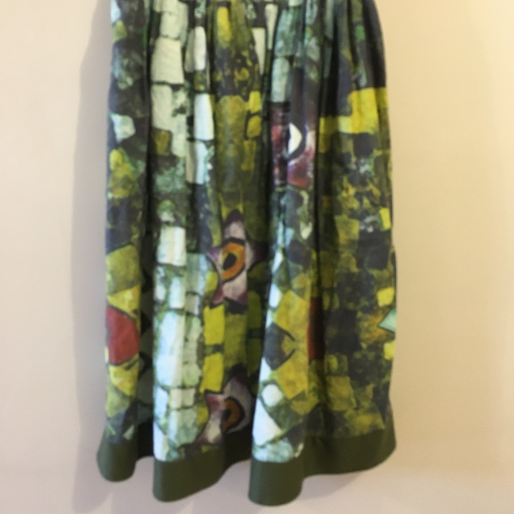 Women’s skirt
